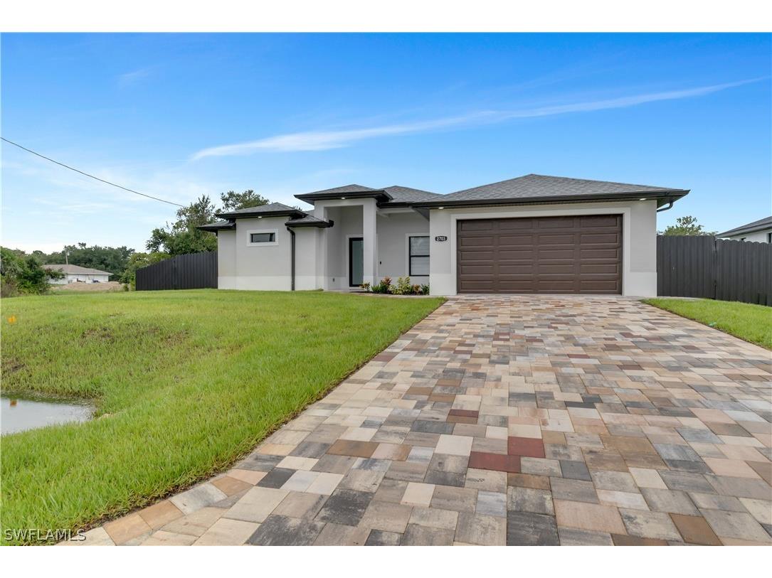 2703 53rd Street SW Lehigh Acres FL 33976 224056090 image1