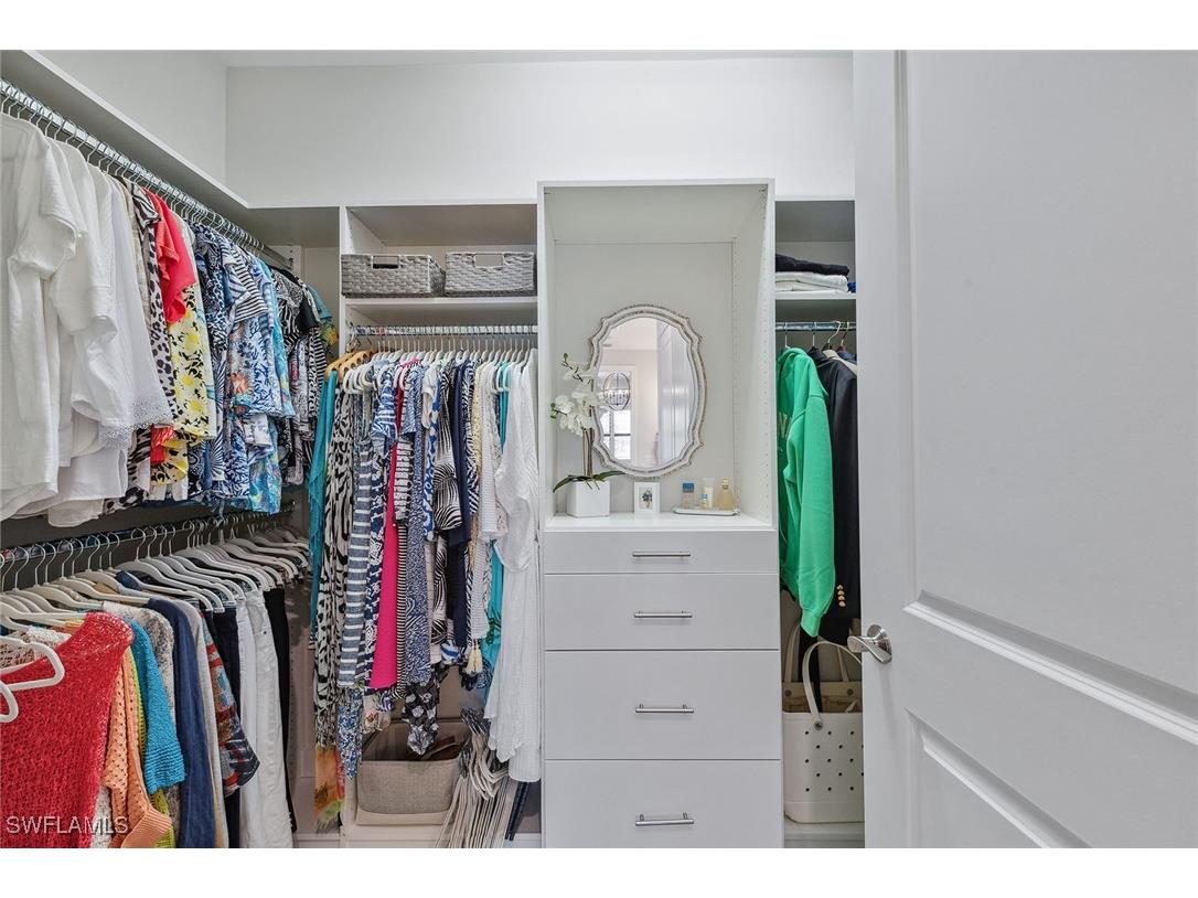 2703 Aviamar Circle Naples FL 34114 225055243 image21