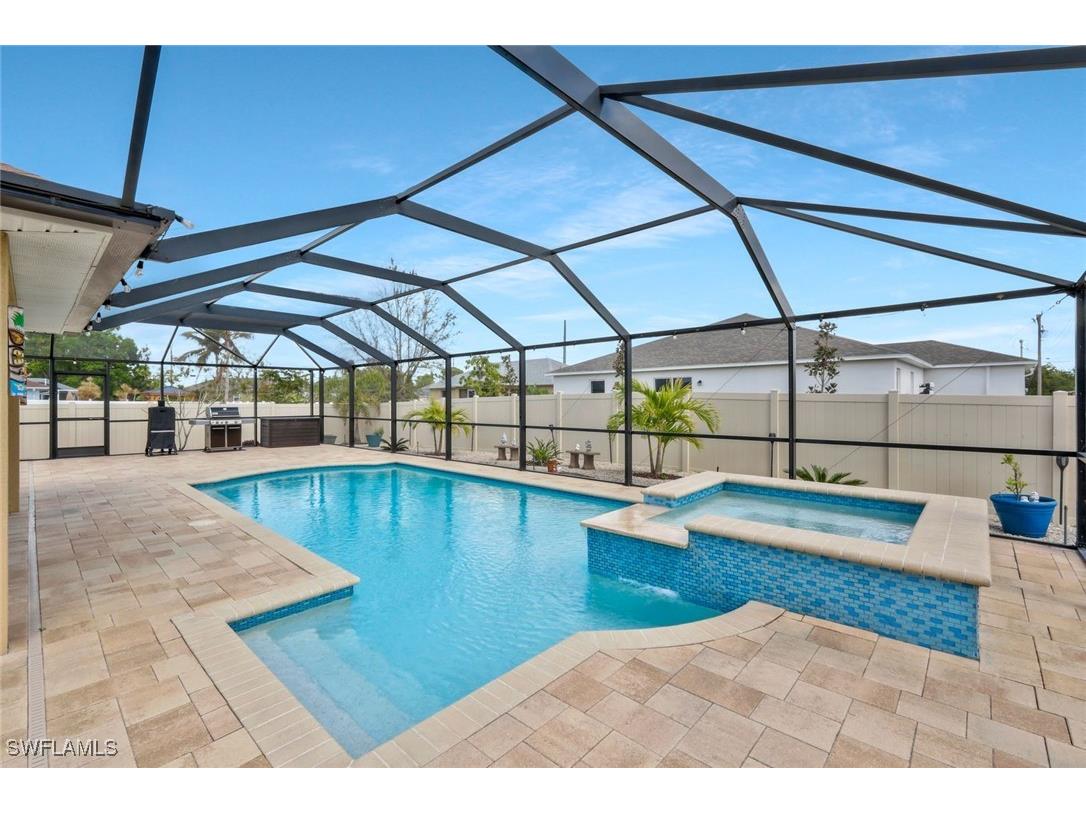 2703 NE 7th Avenue Cape Coral FL 33909 225023555 image1