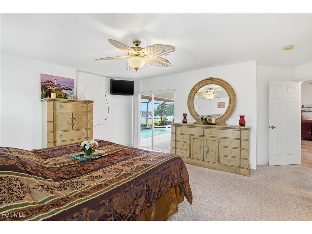 2703 NE Juanita Place Cape Coral FL 33909 2025024089 image18