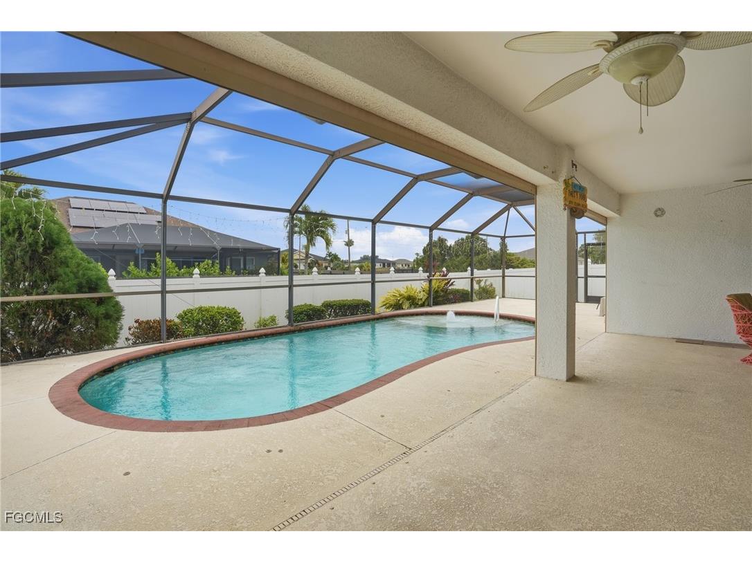 2703 NE Juanita Place Cape Coral FL 33909 2025024089 image34