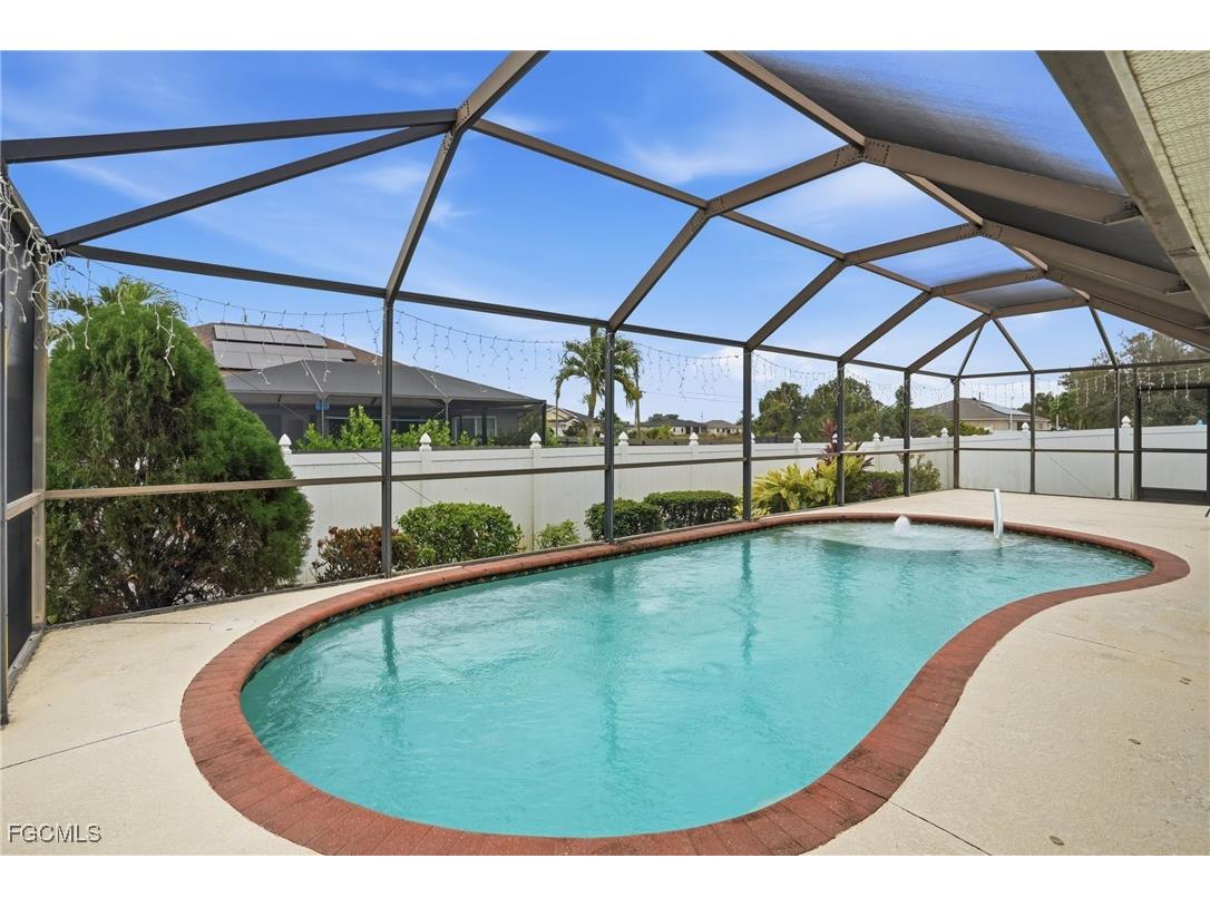 2703 NE Juanita Place Cape Coral FL 33909 2025024089 image36