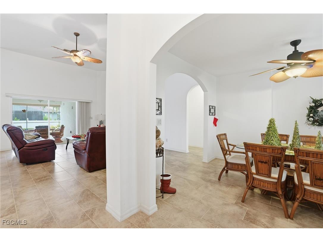 2703 NE Juanita Place Cape Coral FL 33909 2025024089 image4
