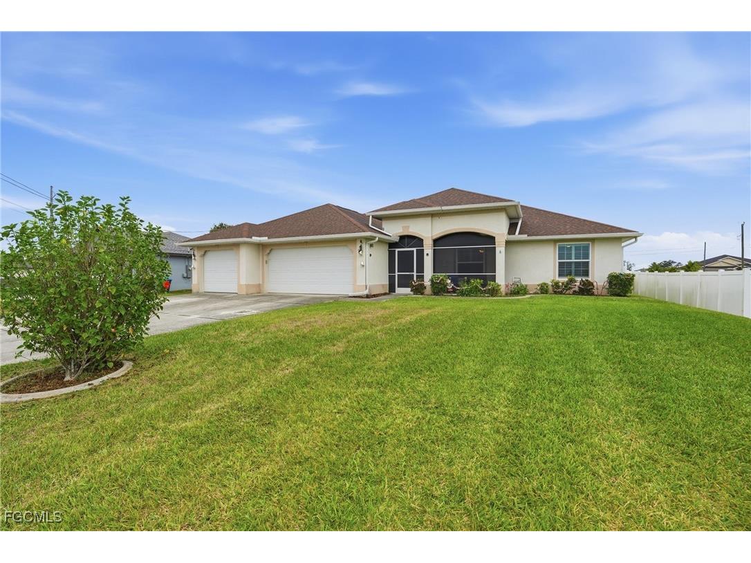 2703 NE Juanita Place Cape Coral FL 33909 2025024089 image42