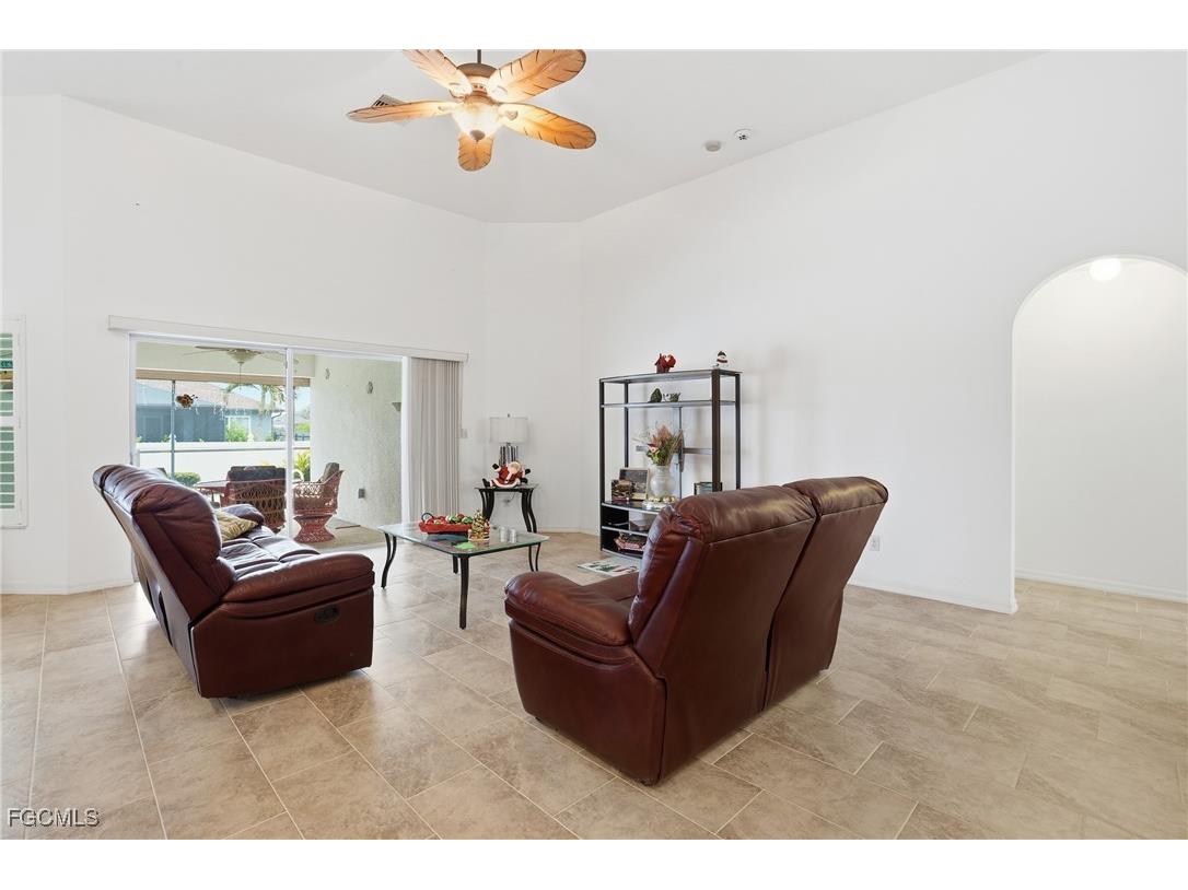 2703 NE Juanita Place Cape Coral FL 33909 2025024089 image5