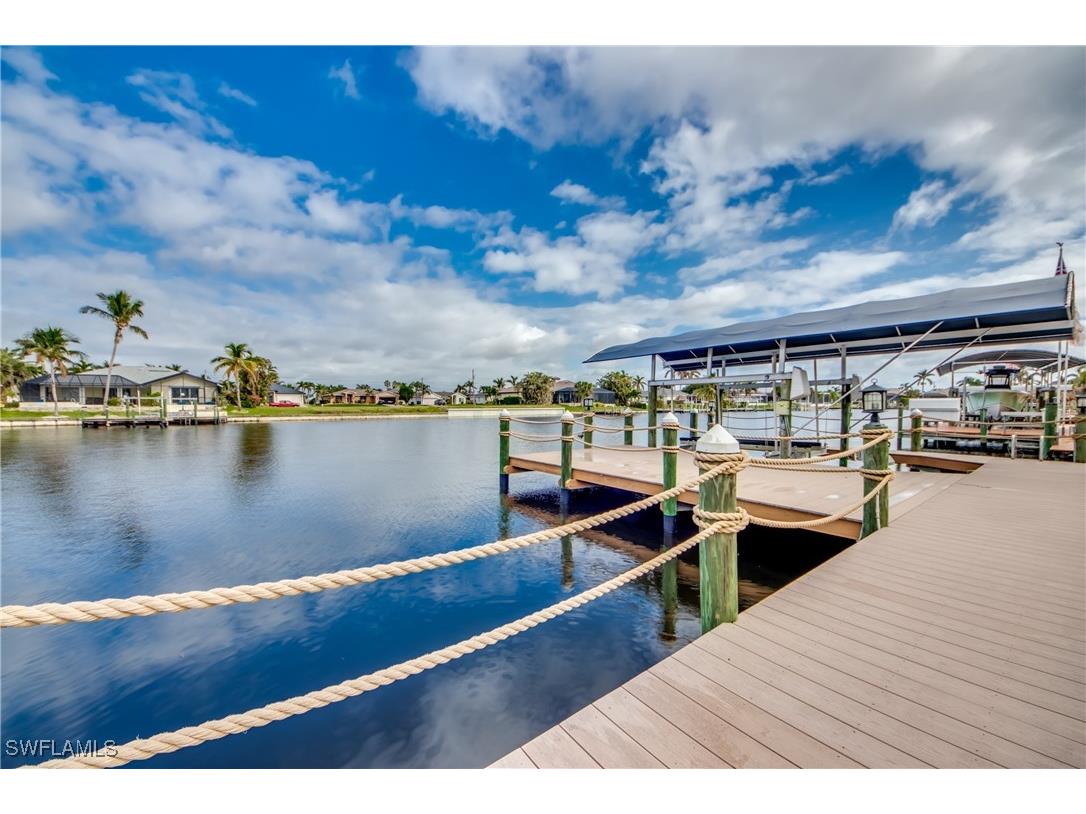 2703 SW 43rd Terrace Cape Coral FL 33914 225054314 image1
