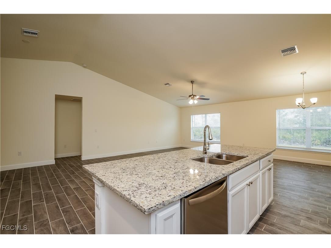 2704 23rd Street W Lehigh Acres FL 33971 2025012307 image5