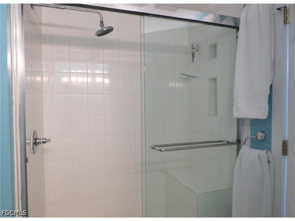 2704 2nd Street Fort Myers FL 33916 2026027565 image16