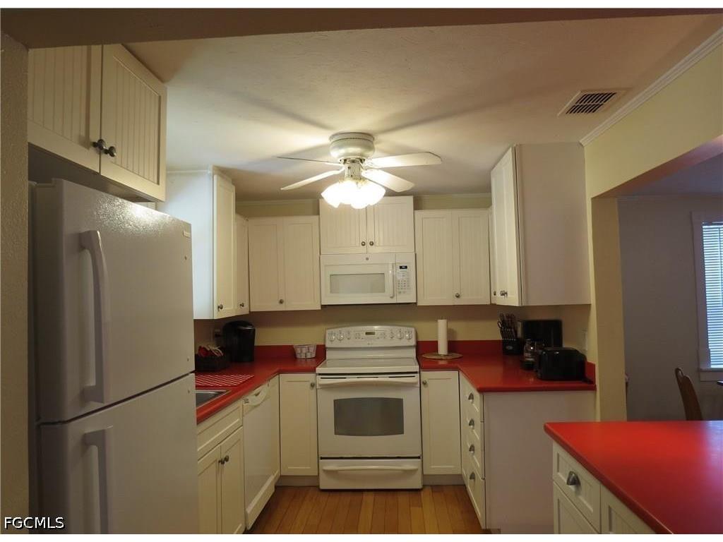 2704 2nd Street Fort Myers FL 33916 2026027565 image9
