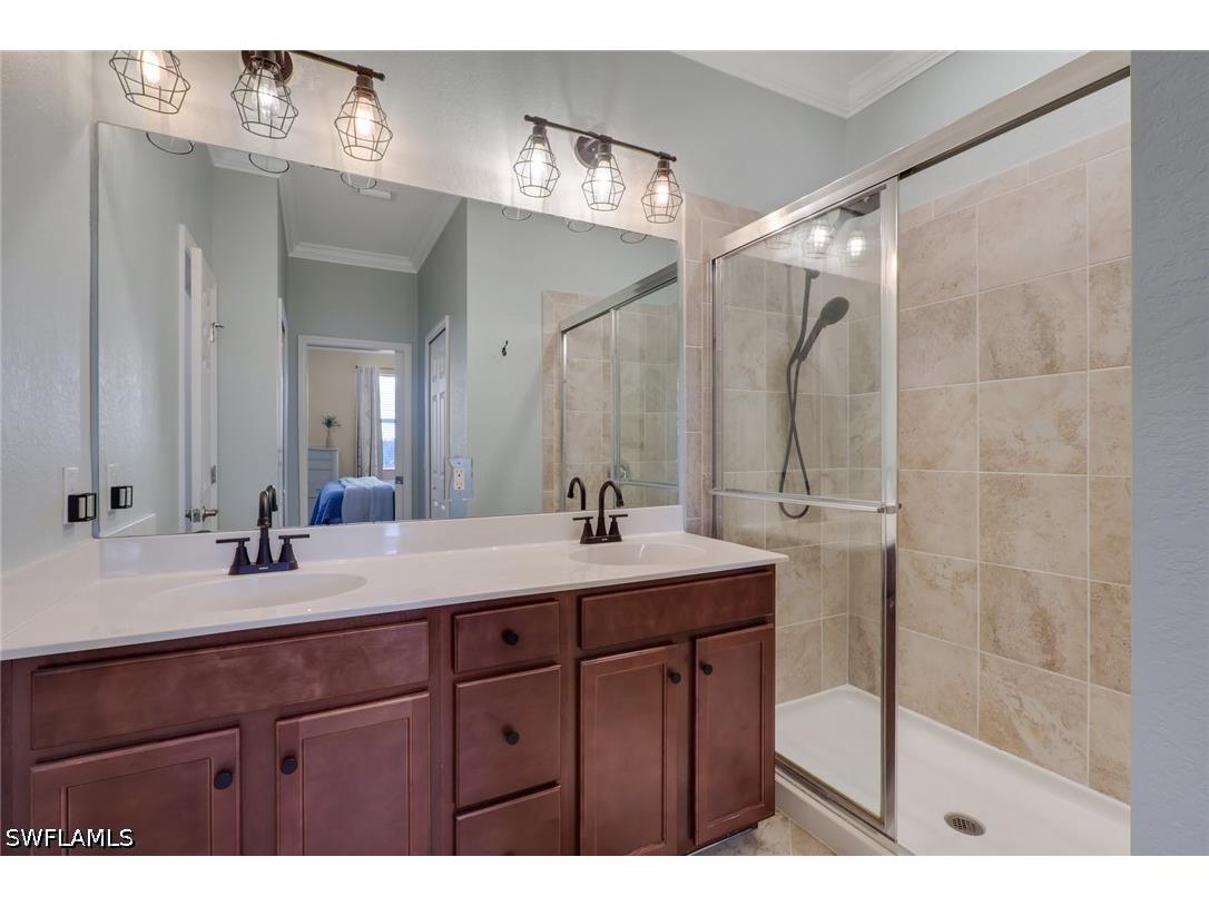 2704 Blossom Way Naples FL 34120 226017581 image16