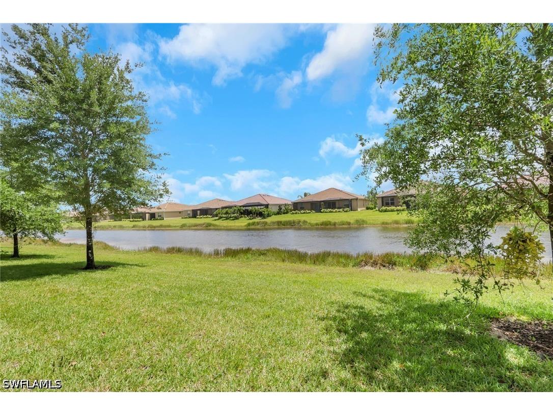 2704 Blossom Way Naples FL 34120 226017581 image24