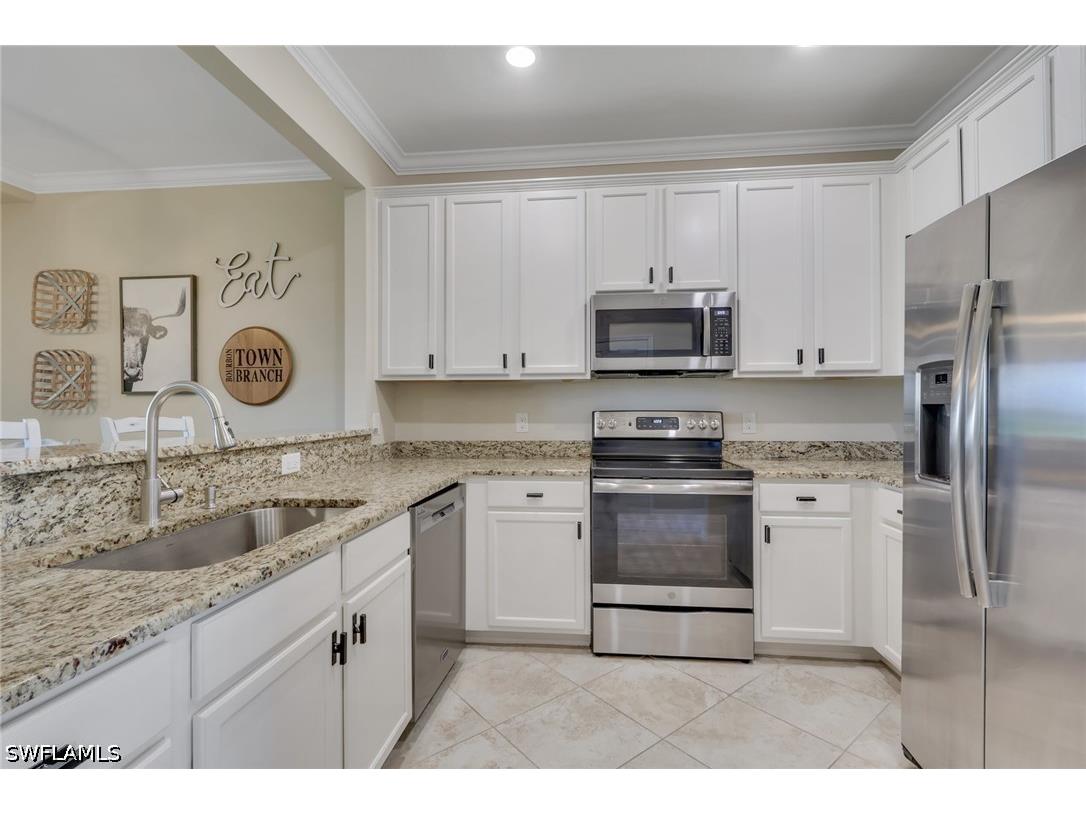 2704 Blossom Way Naples FL 34120 226017581 image4