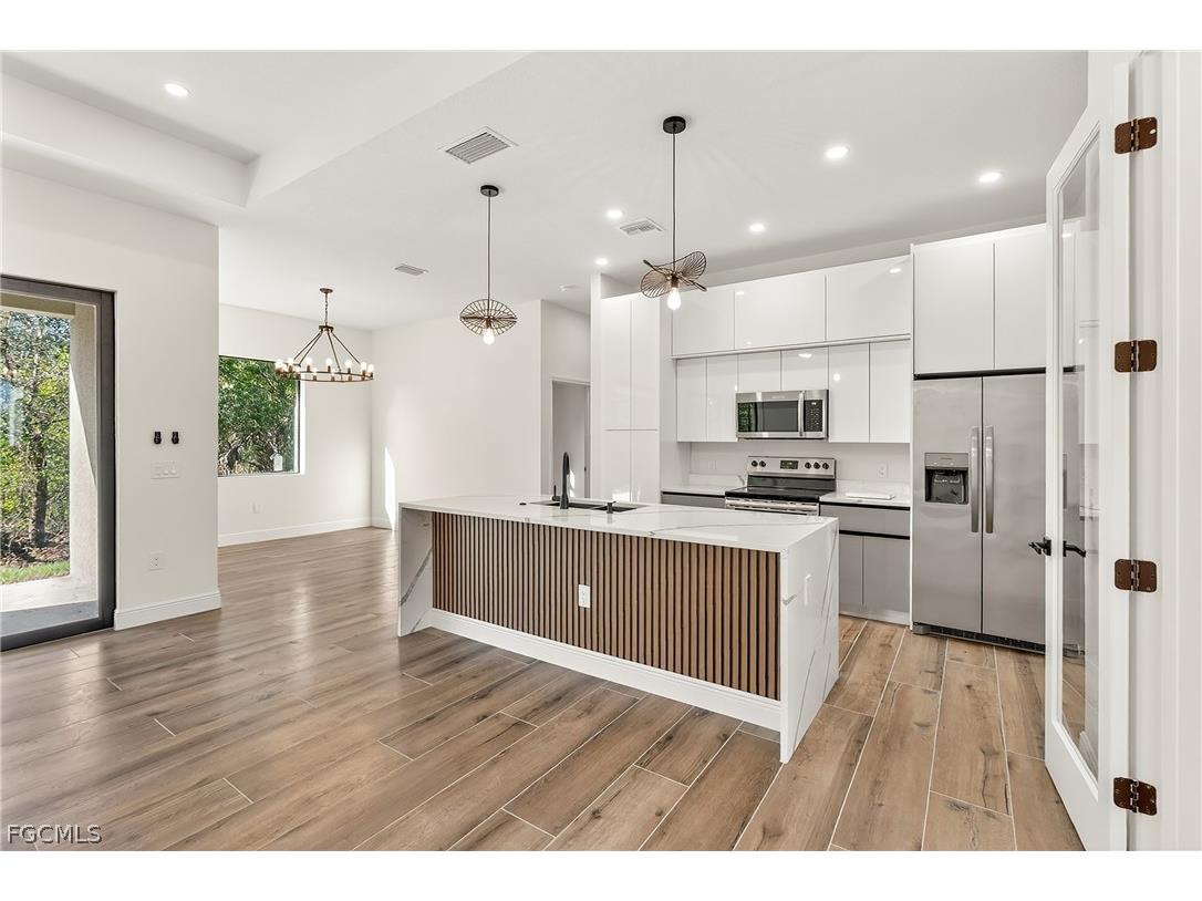 2704 E 15th Street Lehigh Acres FL 33972 2026011779 image4