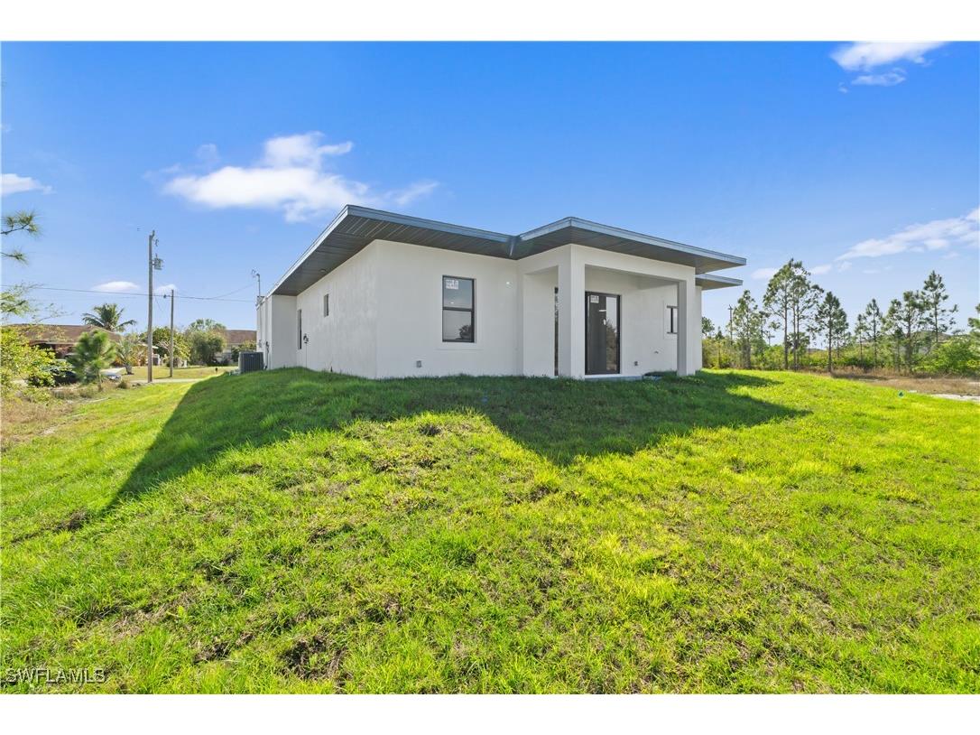 2704 Embers Parkway W Cape Coral FL 33993 225061012 image33