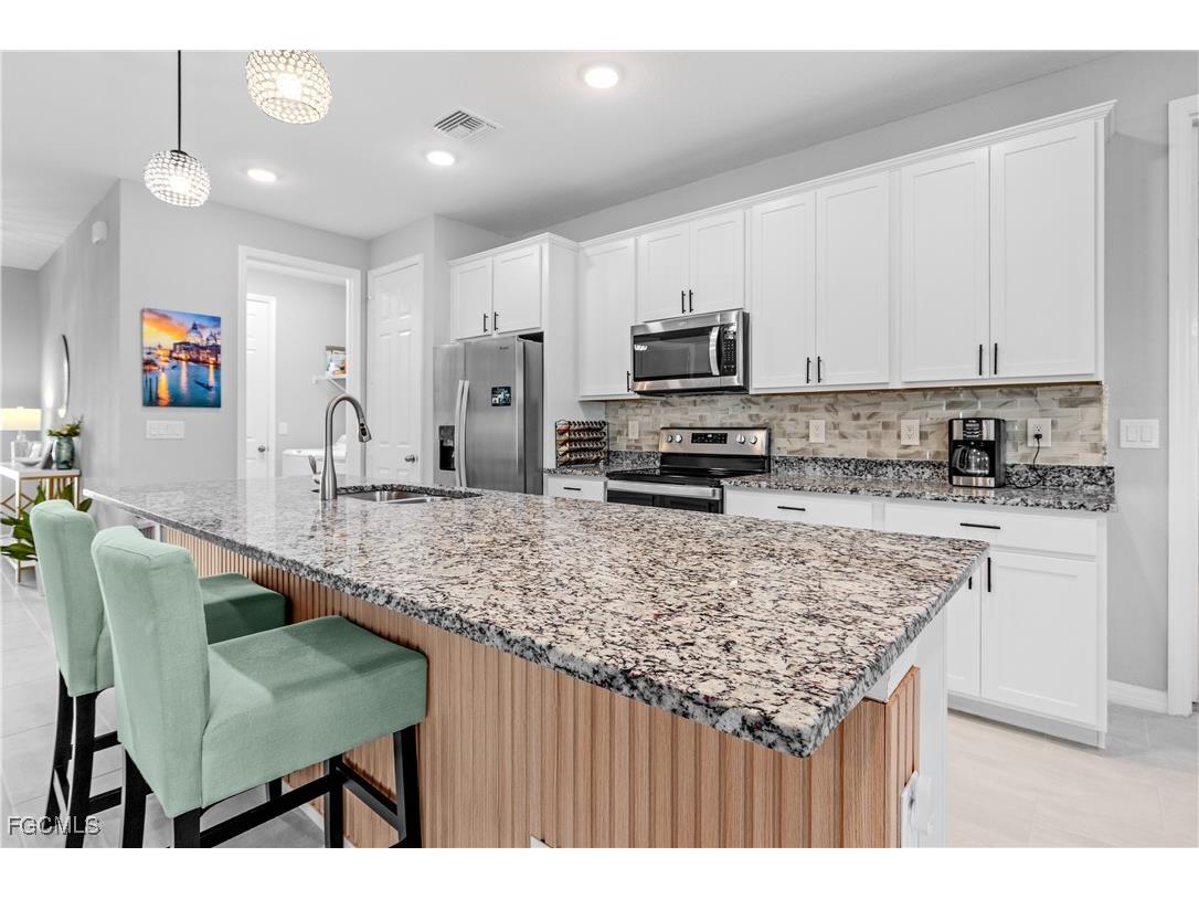 2704 SW 15th Avenue Cape Coral FL 33914 2026001316 image11