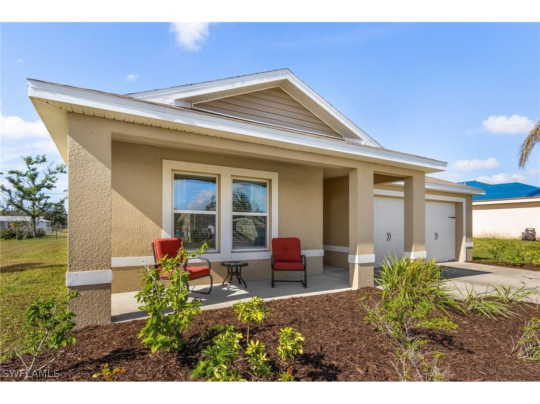 2704 SW 1st Avenue Cape Coral FL 33914 222089945 image1