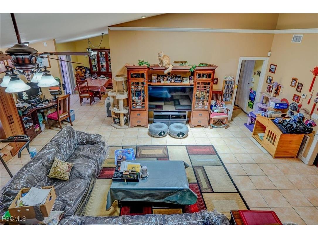2704 SW 2nd Place Cape Coral FL 33914 2025005119 image22