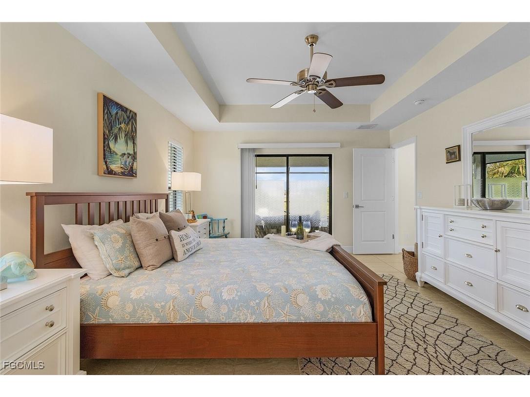 2704 SW 4th Place Cape Coral FL 33914 2025019713 image23