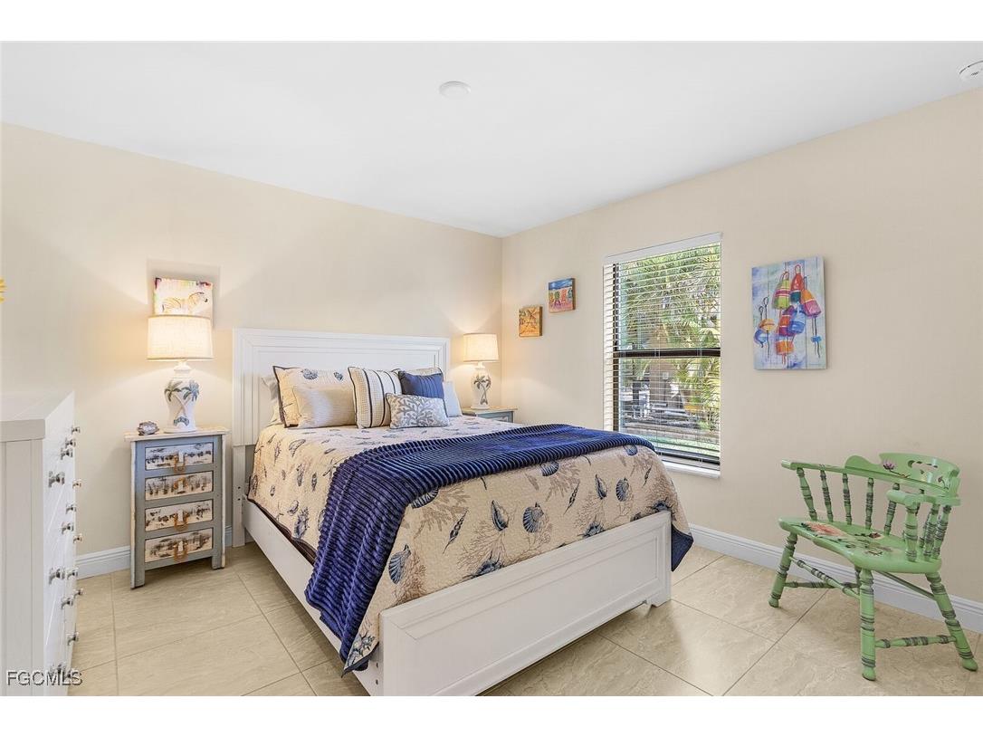 2704 SW 4th Place Cape Coral FL 33914 2025019713 image27