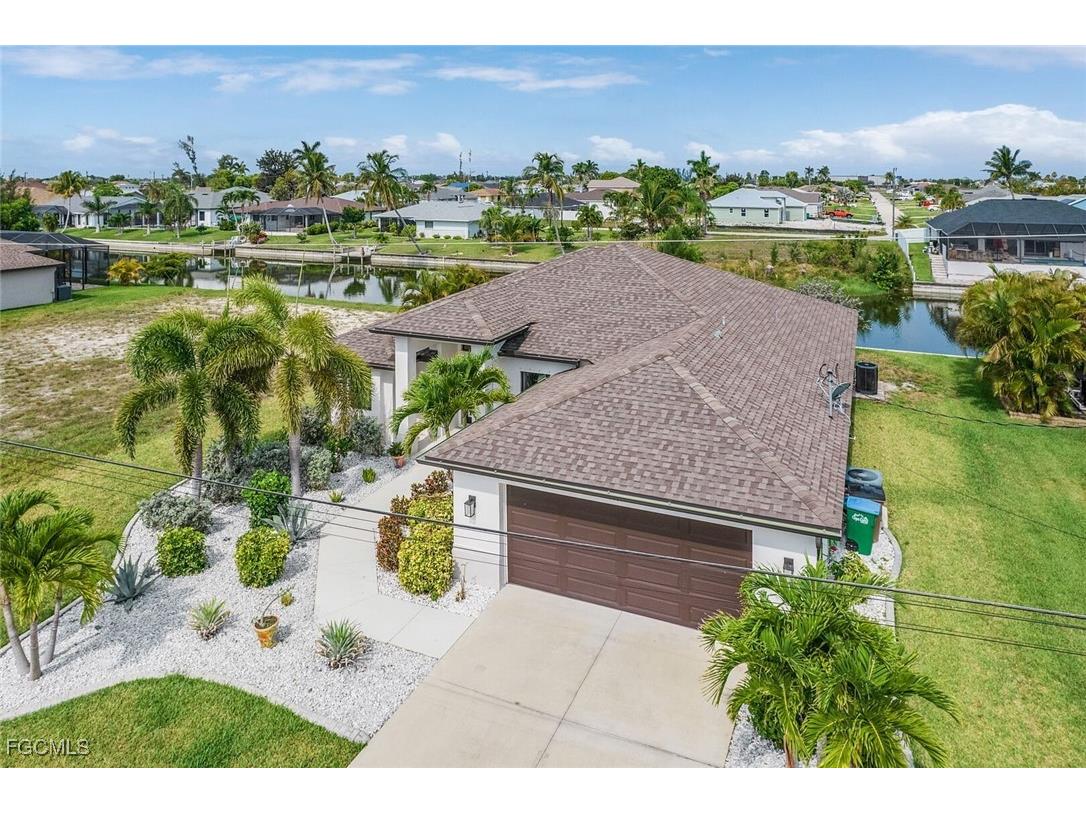 2704 SW 4th Place Cape Coral FL 33914 2025019713 image40