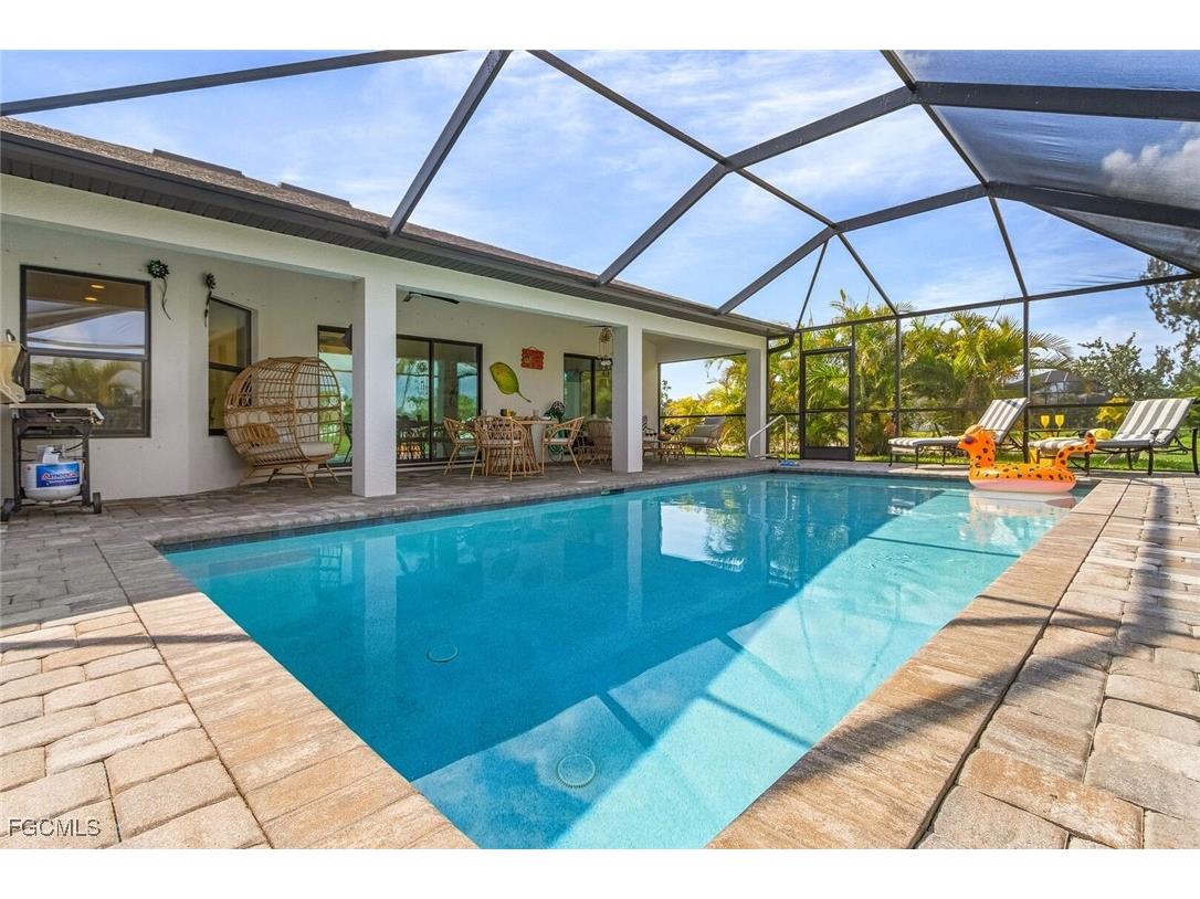 2704 SW 4th Place Cape Coral FL 33914 2025019713 image6