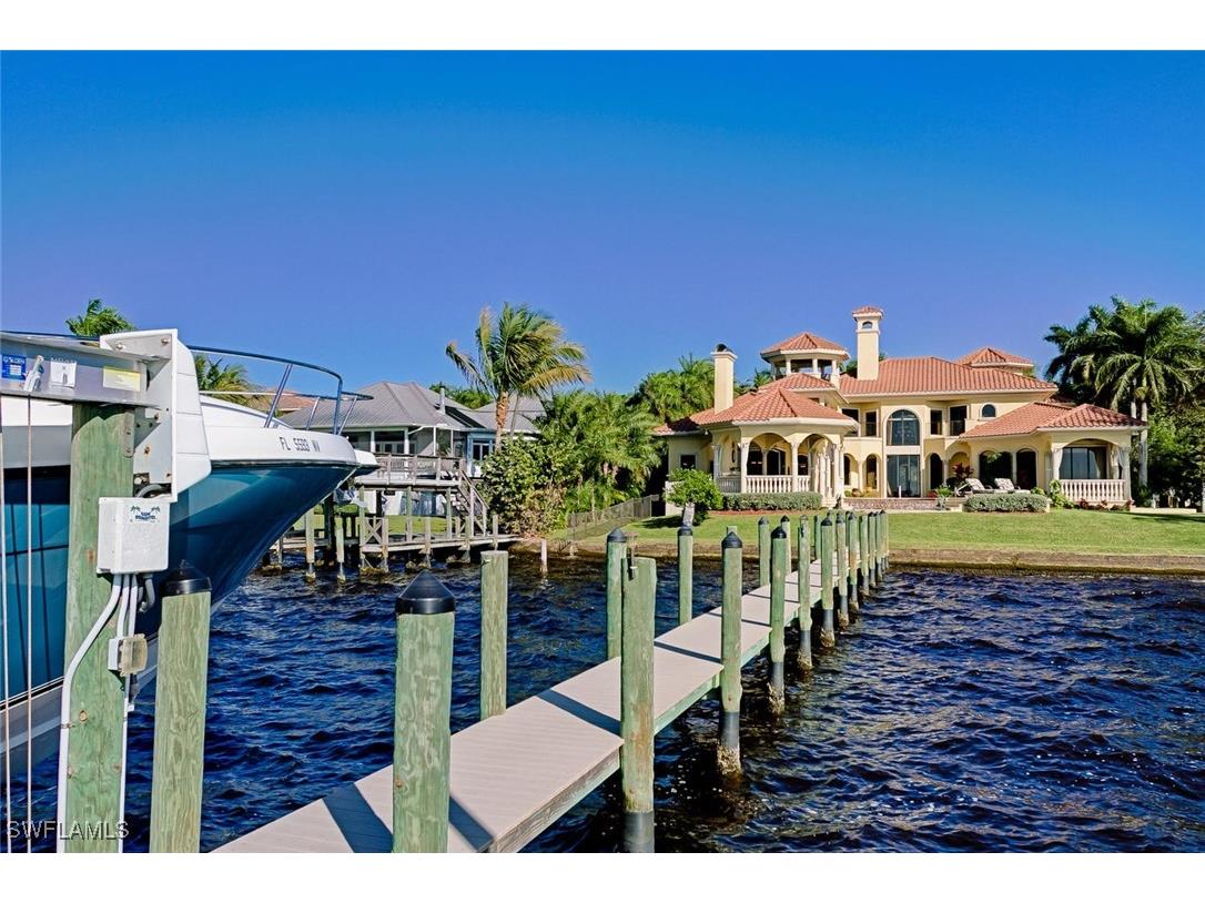 2704 Shriver Drive Fort Myers FL 33901 225009372 image5