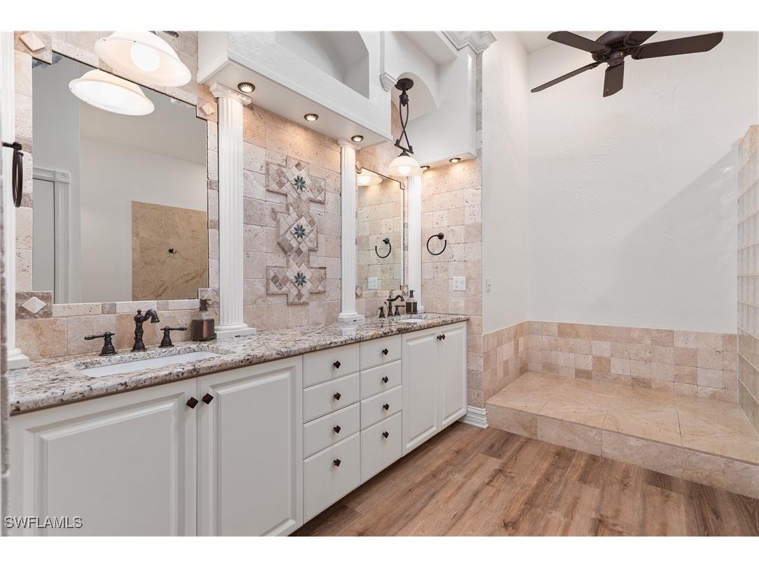 27041 Enclave Drive Bonita Springs FL 34134 226004560 image17