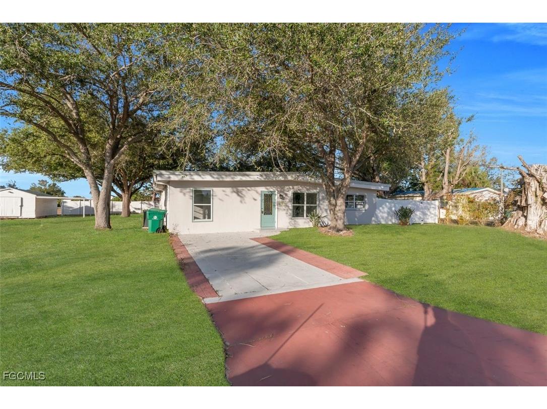 27044 Briar Court Punta Gorda FL 33983 2026004088 image2