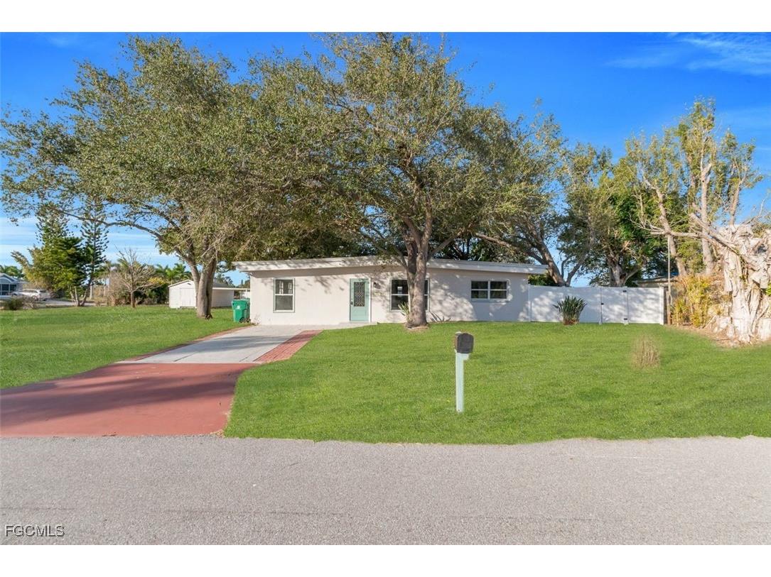 27044 Briar Court Punta Gorda FL 33983 2026004088 image5