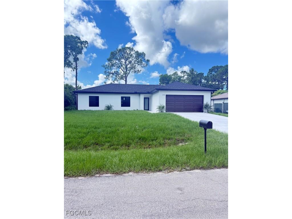 2705 10th Street W Lehigh Acres FL 33971 2025005547 image1