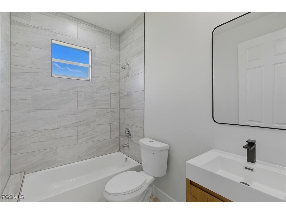 2705 64th Street W Lehigh Acres FL 33971 2025015351 image21