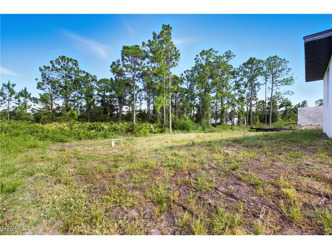 2705 64th Street W Lehigh Acres FL 33971 2025015351 image33