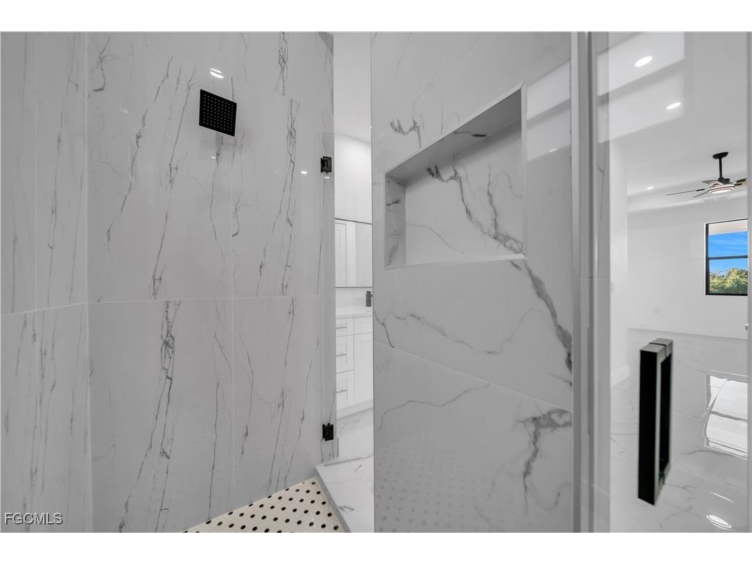 2705 68th Street W Lehigh Acres FL 33971 2025017060 image22