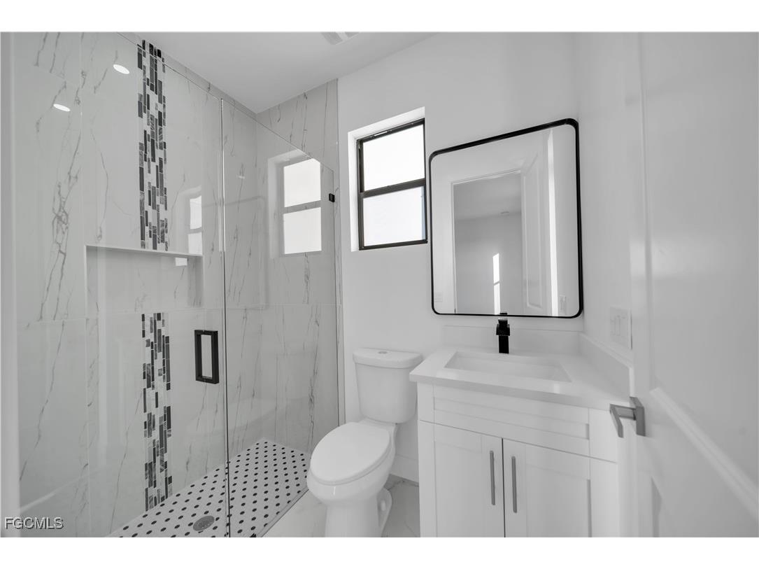 2705 68th Street W Lehigh Acres FL 33971 2025017060 image24