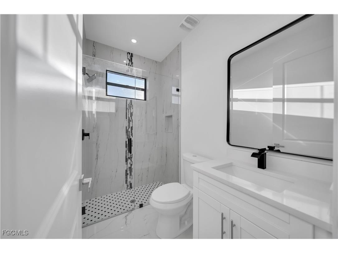 2705 68th Street W Lehigh Acres FL 33971 2025017060 image26