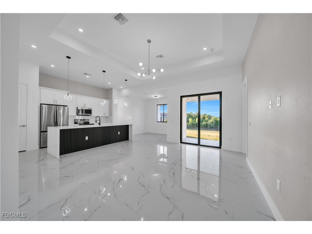 2705 68th Street W Lehigh Acres FL 33971 2025017060 image35