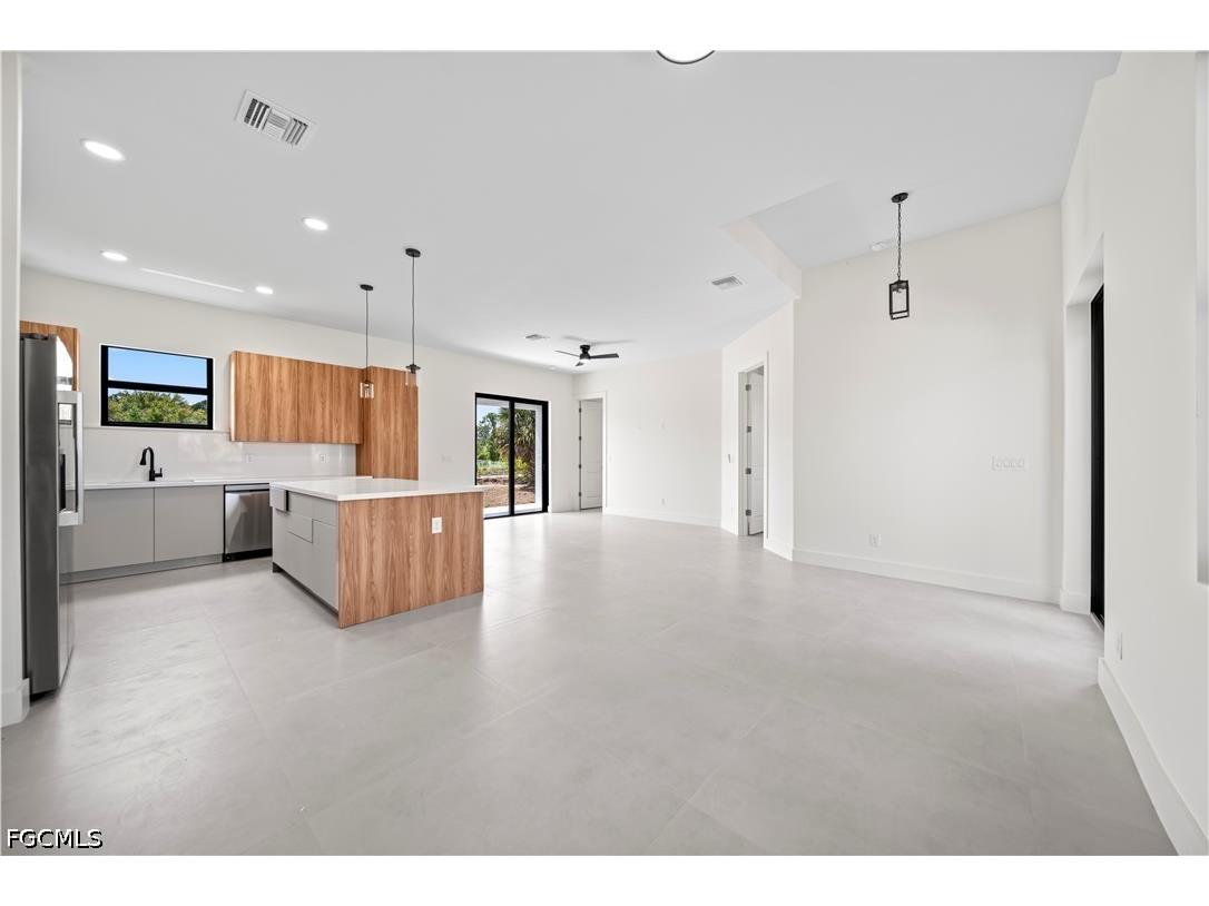2705 Darlene Place Lehigh Acres FL 33971 2026019319 image25