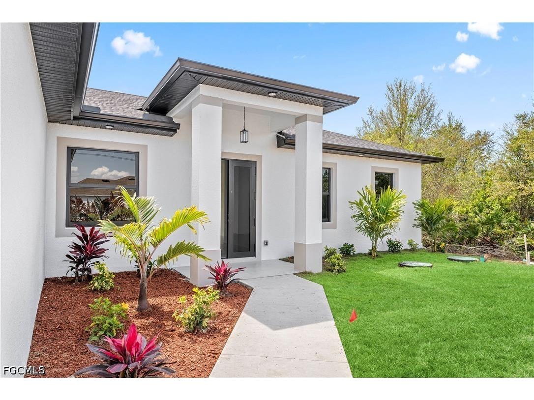 2705 Darlene Place Lehigh Acres FL 33971 2026019319 image3