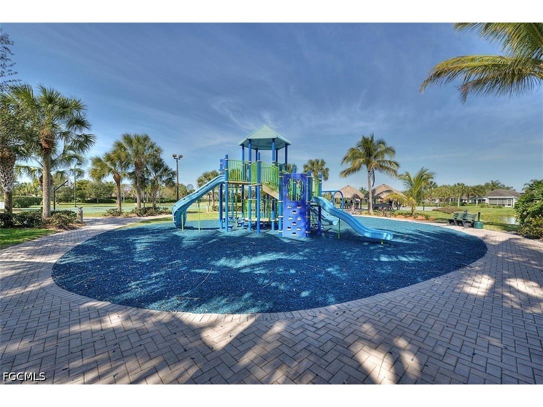 2705 Lambay Court Cape Coral FL 33991 2026004099 image43