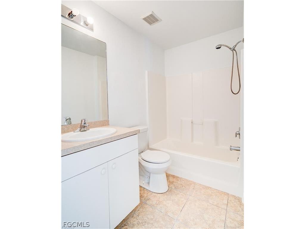 2705 Matena Avenue S Lehigh Acres FL 33973 2026011210 image11