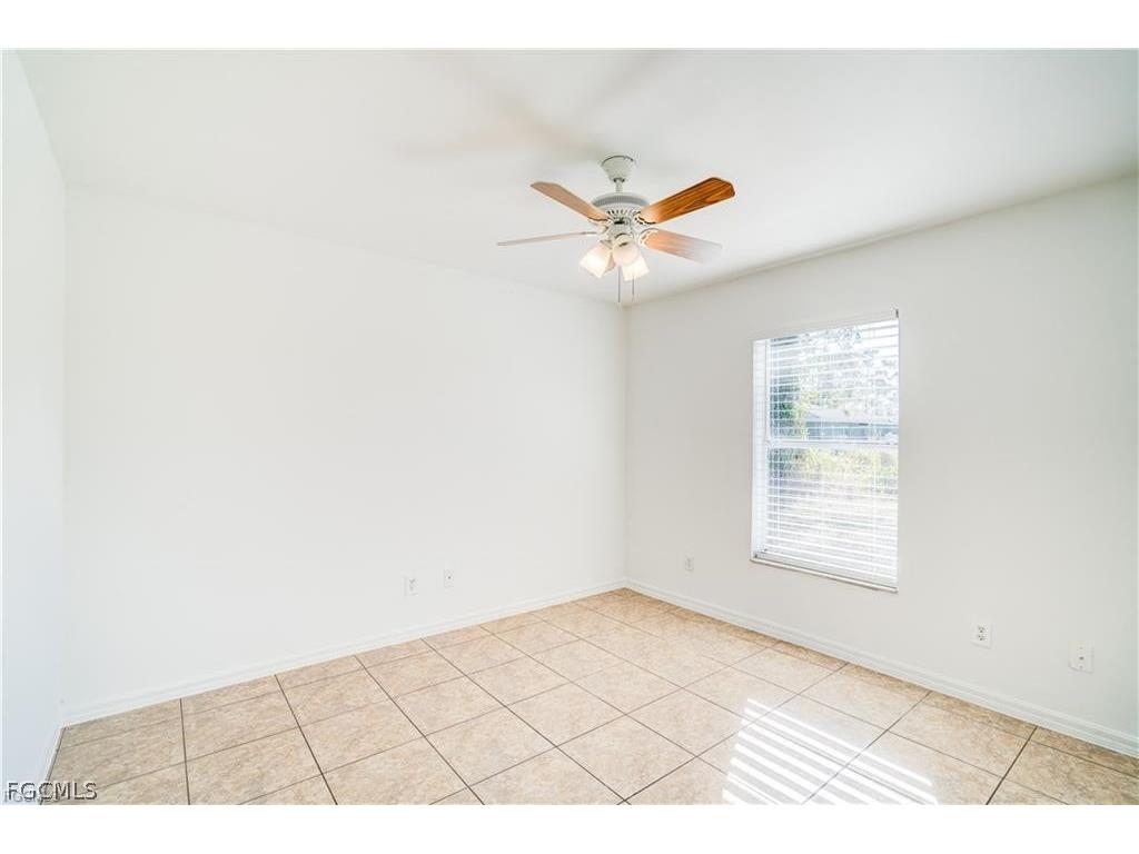 2705 Matena Avenue S Lehigh Acres FL 33973 2026011210 image9