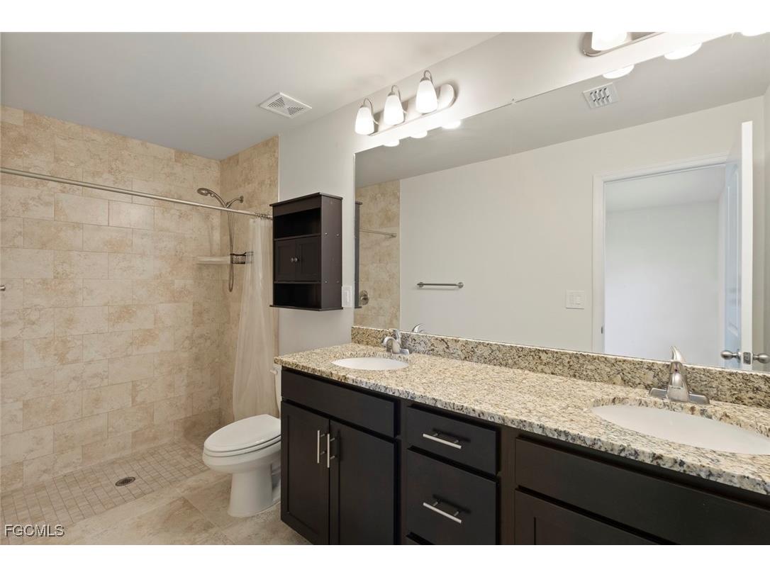 2705 NW 5th Terrace Cape Coral FL 33993 2025008995 image17