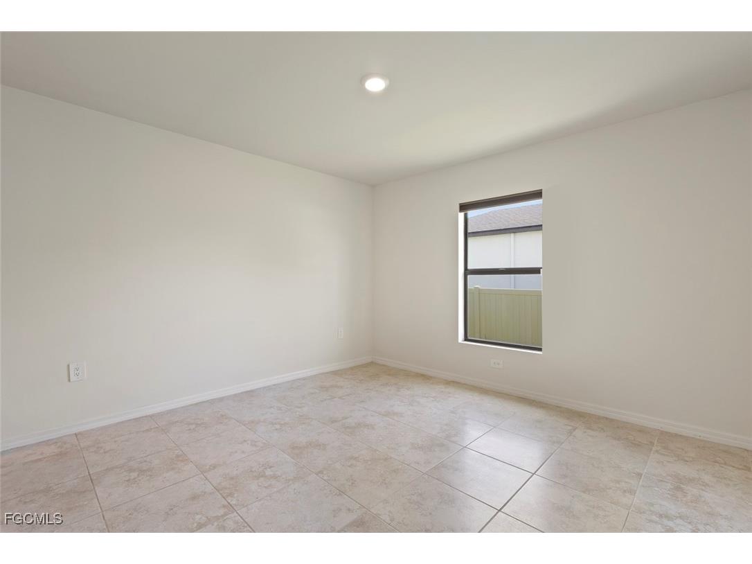 2705 NW 5th Terrace Cape Coral FL 33993 2025008995 image19