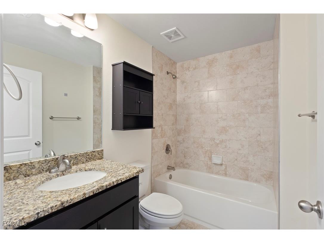 2705 NW 5th Terrace Cape Coral FL 33993 2025008995 image20