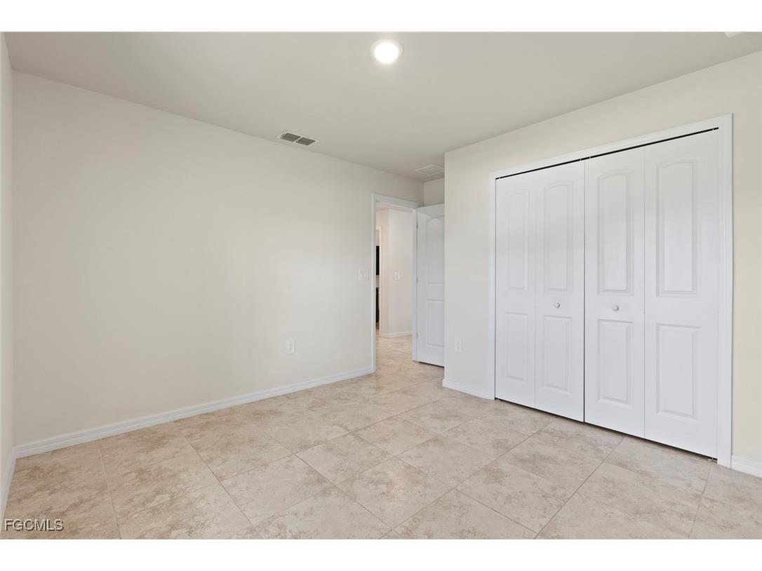 2705 NW 5th Terrace Cape Coral FL 33993 2025008995 image21