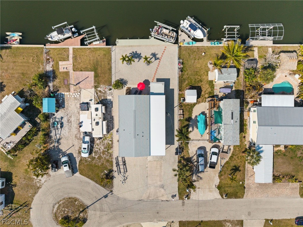 2705 Patterson Court Saint James City FL 33956 2026010029 image36