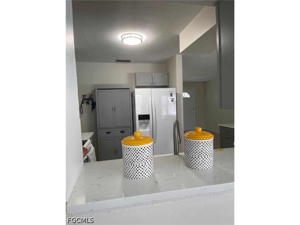 2705 SE 17th Avenue Cape Coral FL 33904 2026030906 image17