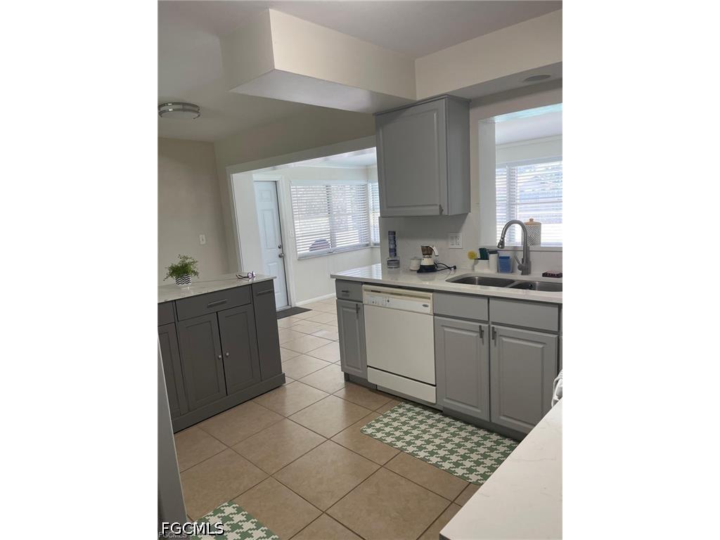 2705 SE 17th Avenue Cape Coral FL 33904 2026030906 image18