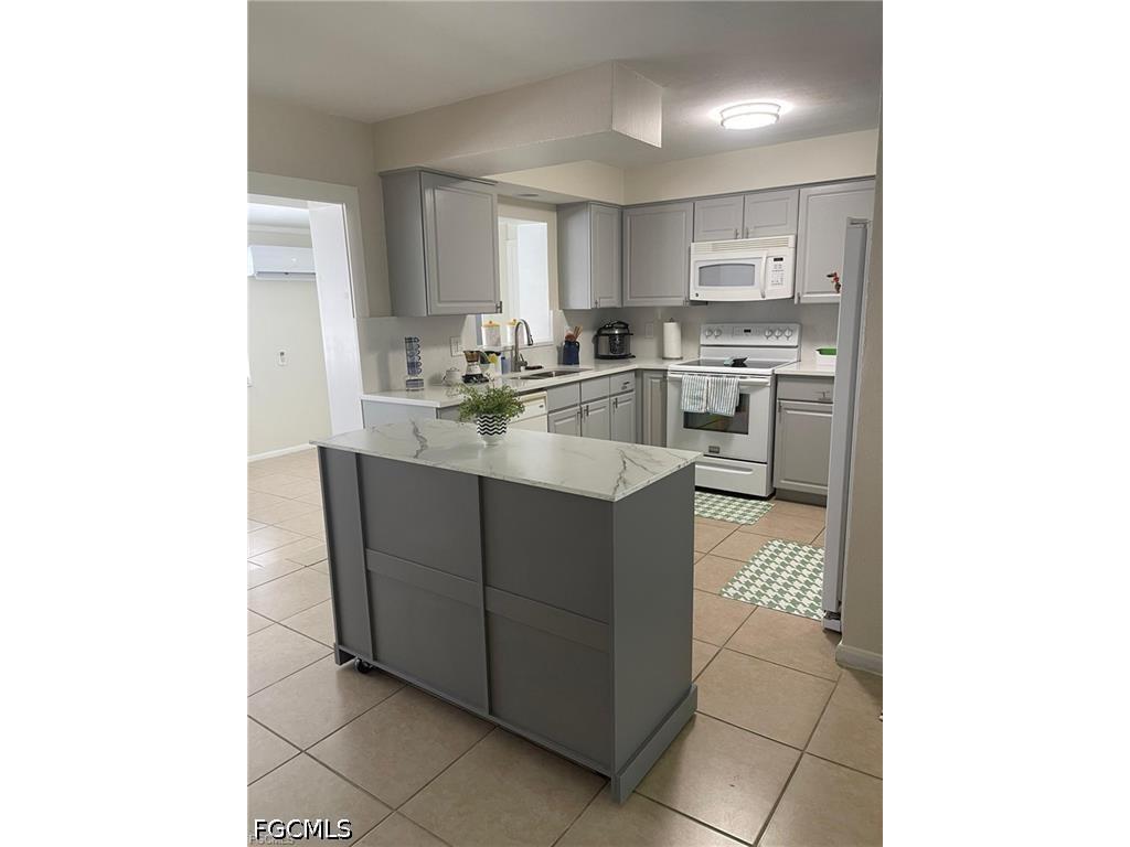 2705 SE 17th Avenue Cape Coral FL 33904 2026030906 image20