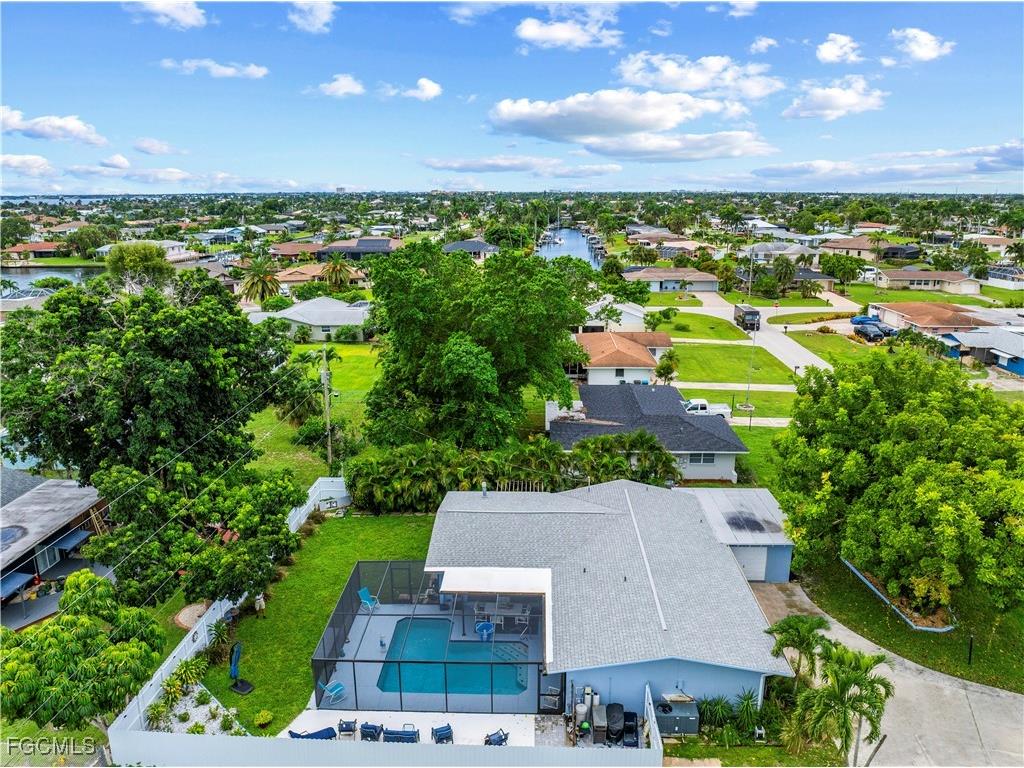 2705 SE 18th Place Cape Coral FL 33904 2025007516 image18
